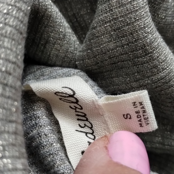 Madewell Long Sleeve Turtle Neck Top - Picture 6 of 9